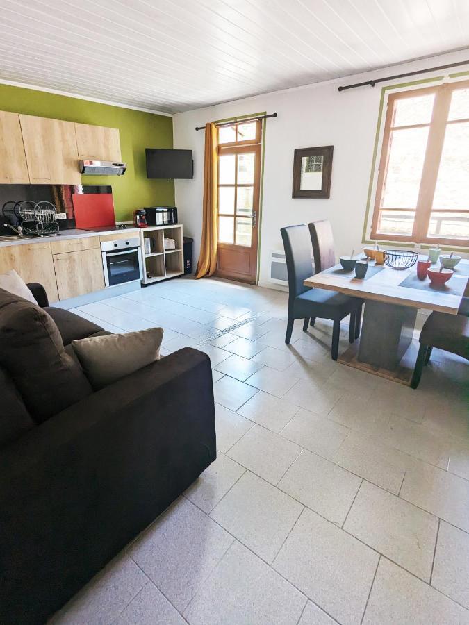 Appartement Le Fort Vue Montagne Villefranche-de-Conflent Exterior photo